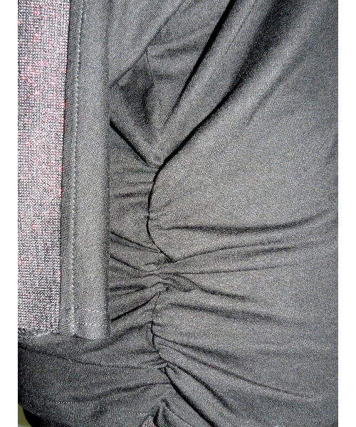 Tunika kimono z błyszczącym lampasem na rękawach - czarna